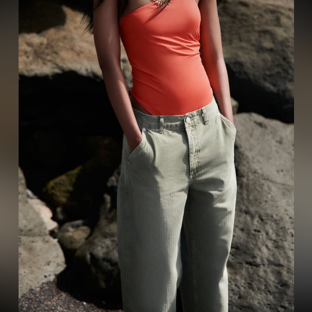 Zara Mid Rise Carpenter Jeans